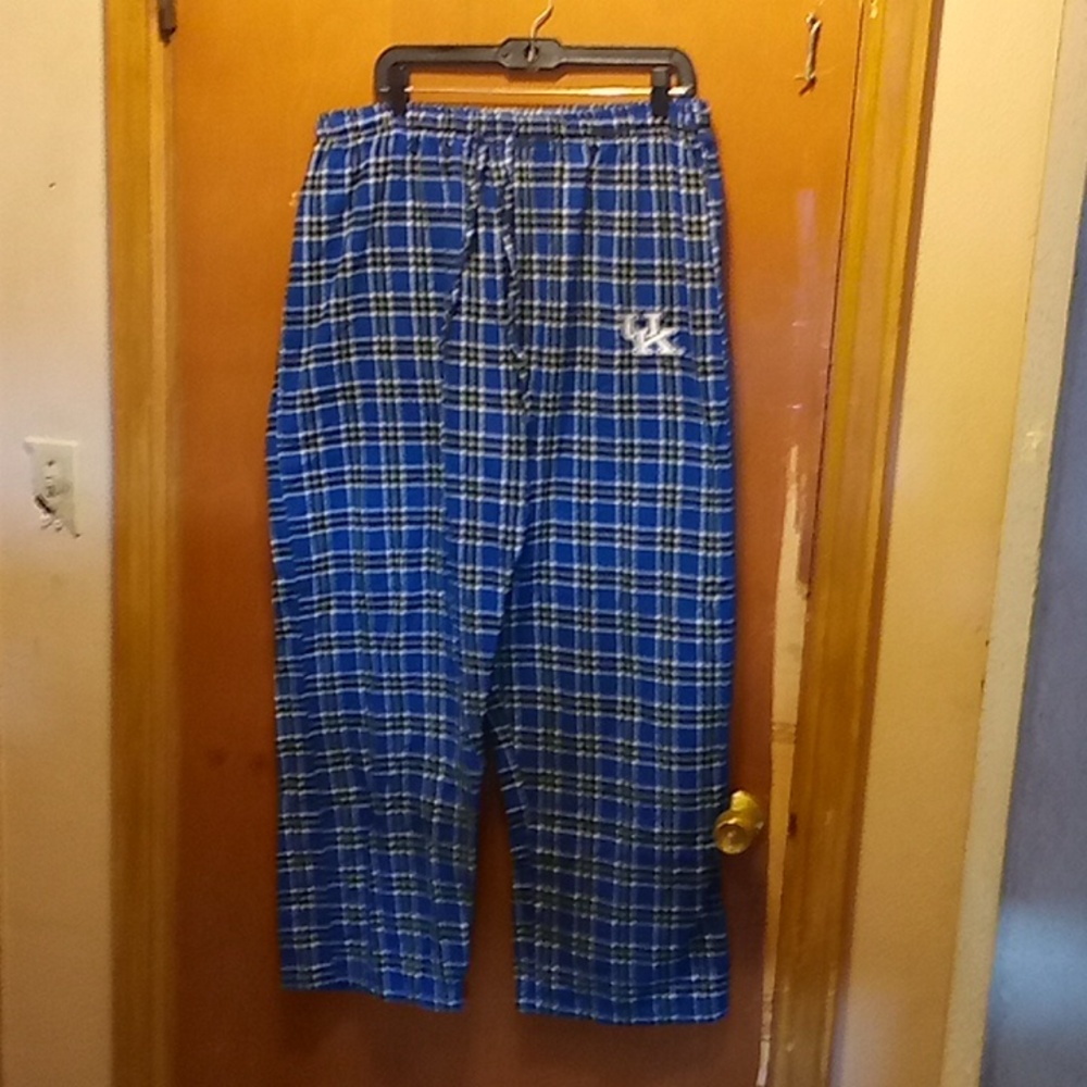 University of Kentucky lounge pants